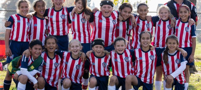 Chivas Navy 06G girls are league champs