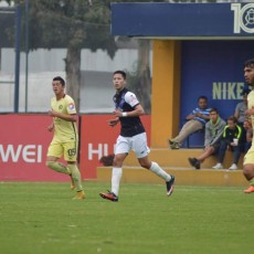 Alumni Oscar Torres playing for Atletico Veracruz of the Mexican Second Division Alumni Oscar Torres playing for Atletico Veracruz of the Mexican Second Division