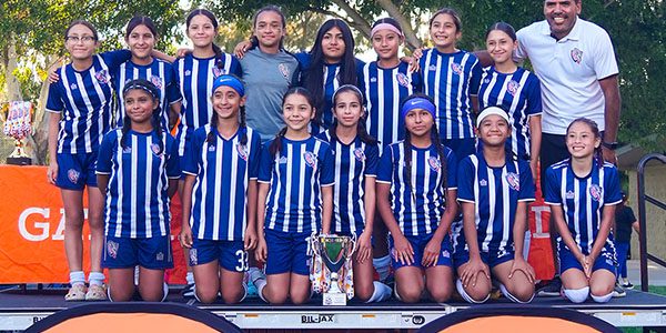 Chivas 12g NPL team looking for competitive girl goalkeeper born in 2012-13